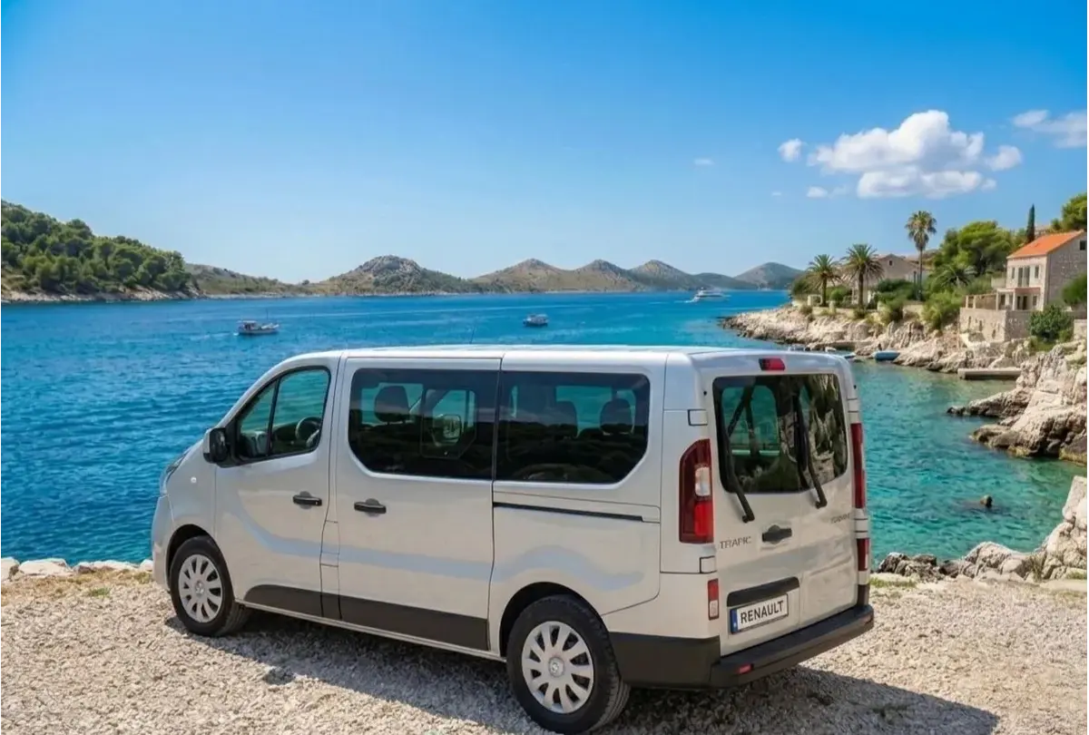 Wynajem busa 9-osobowego Renault Trafic &ndash; Warszawa, Żyrardów (zdjęcie 3)