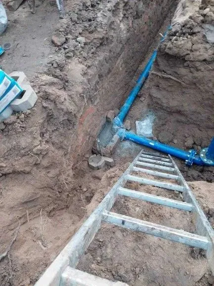 Roboty ziemne minikoparką &ndash; wykopy i niwelacja terenu, Żyrardów, Teresin (zdjęcie 5)